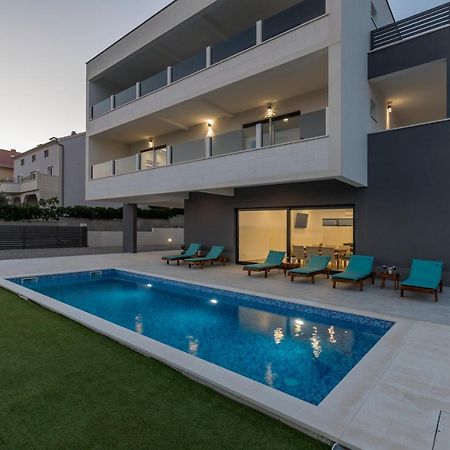 Luxury Villa La Nonna Ana - Heated Pool, Sea View, Near Split Kaštela エクステリア 写真