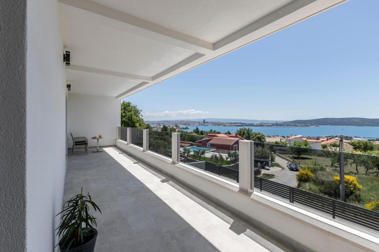 Luxury Villa La Nonna Ana - Heated Pool, Sea View, Near Split Kaštela エクステリア 写真