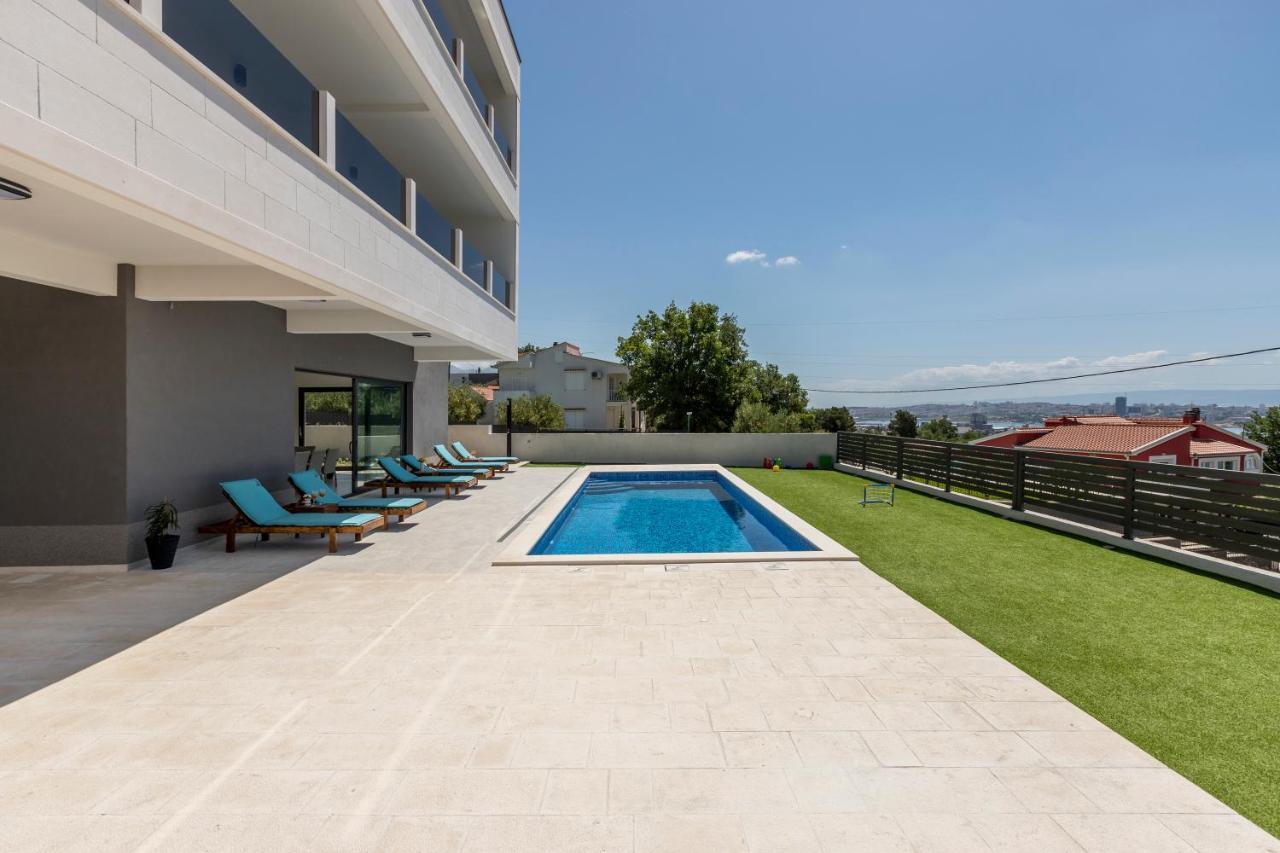 Luxury Villa La Nonna Ana - Heated Pool, Sea View, Near Split Kaštela エクステリア 写真