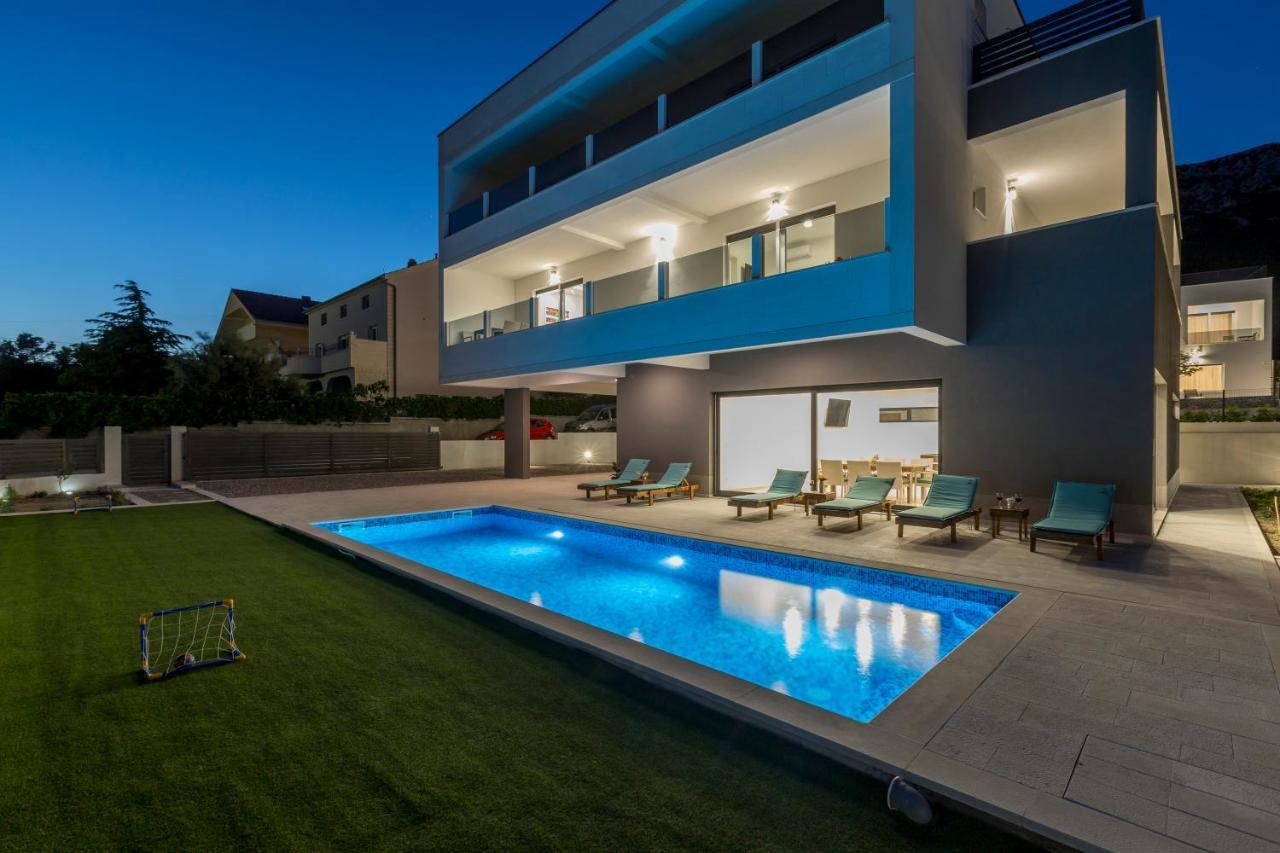 Luxury Villa La Nonna Ana - Heated Pool, Sea View, Near Split Kaštela エクステリア 写真
