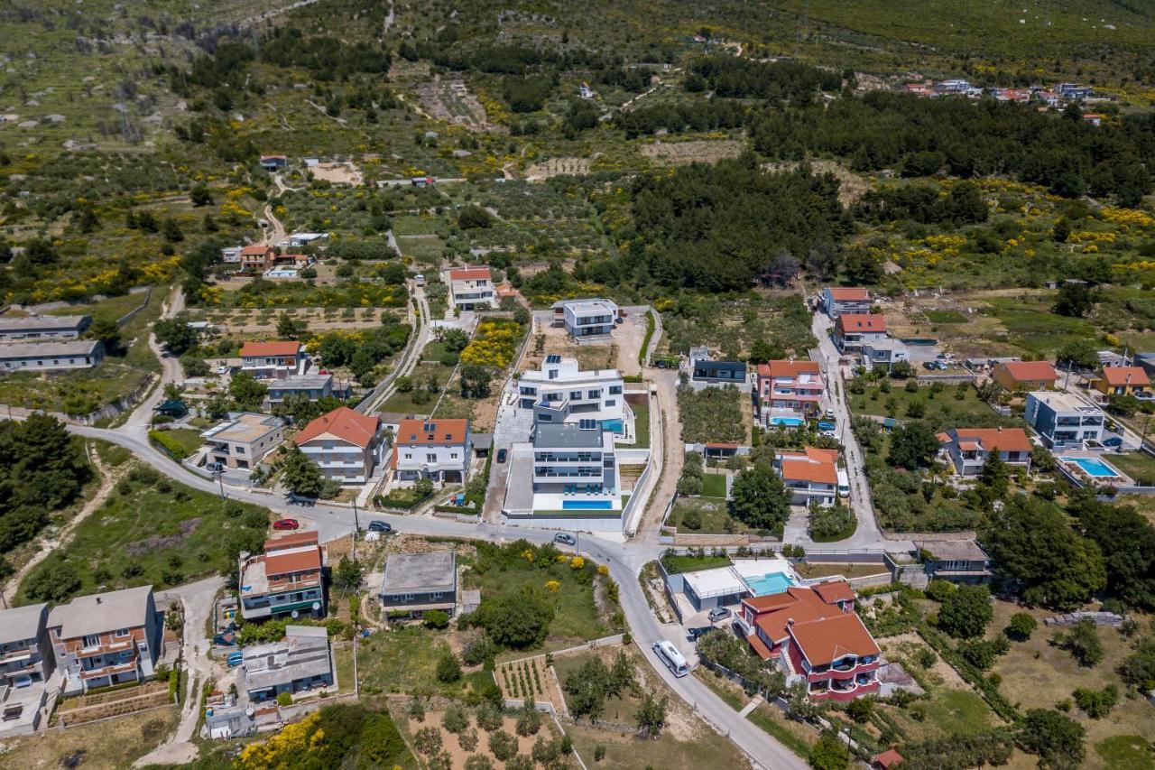 Luxury Villa La Nonna Ana - Heated Pool, Sea View, Near Split Kaštela エクステリア 写真