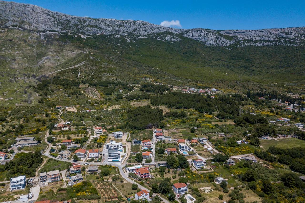 Luxury Villa La Nonna Ana - Heated Pool, Sea View, Near Split Kaštela エクステリア 写真