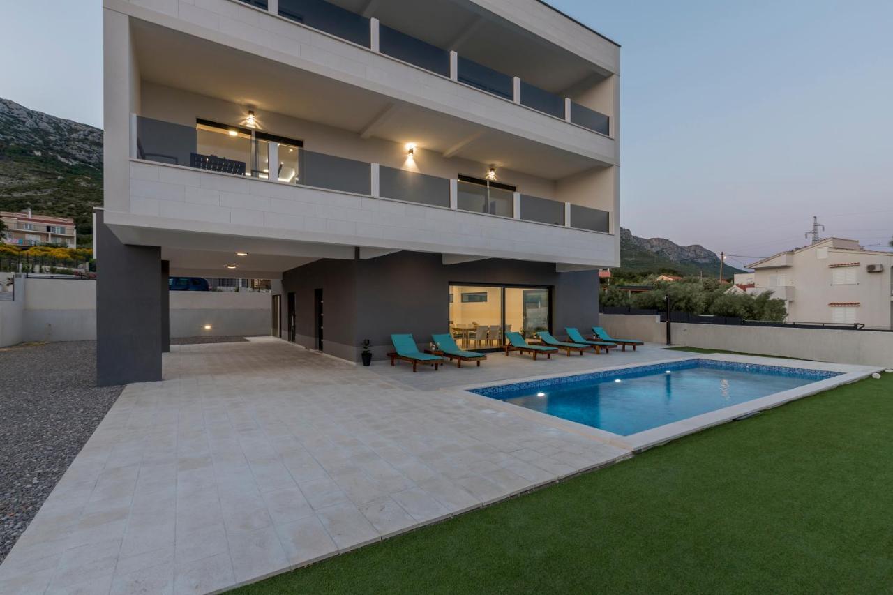 Luxury Villa La Nonna Ana - Heated Pool, Sea View, Near Split Kaštela エクステリア 写真