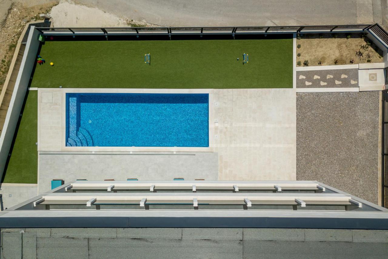 Luxury Villa La Nonna Ana - Heated Pool, Sea View, Near Split Kaštela エクステリア 写真